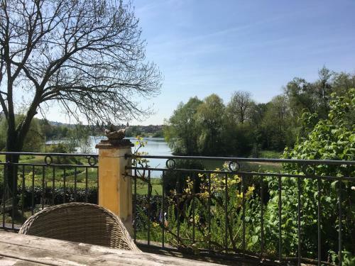 Bed & Breakfast En Bord De Seine