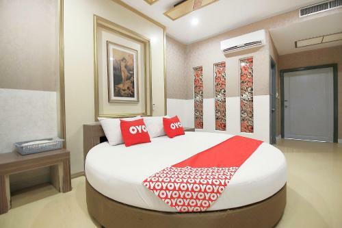 Hotel Oyo 1002 Pinklao Resort