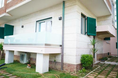 Sea View Apartments Eldo