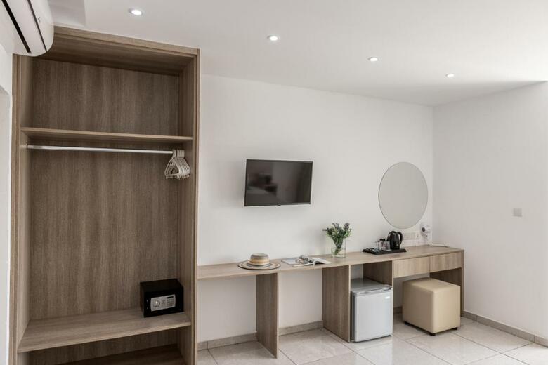 Annex Hotel