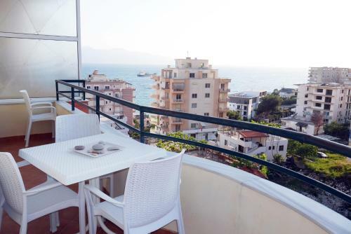 Sea Side Modern Apartment