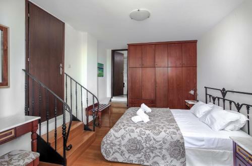 Apartamento Douliana Villas