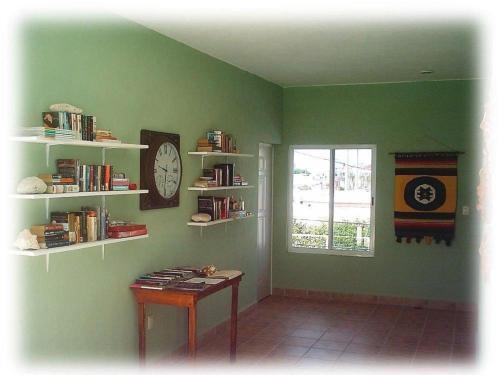 Hostal Coral Reef Inn