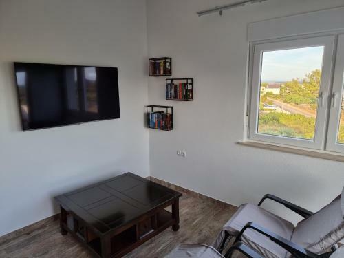 Aksa Apartments
