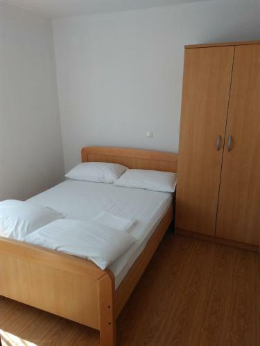 Apartments Vido
