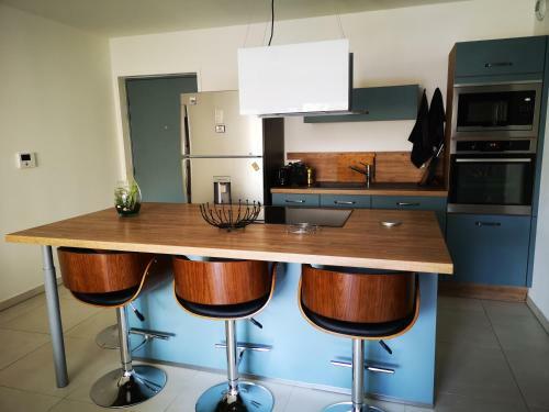 Apartamento Agr�able T2 Neuf Ajaccio Climatis� Wi-fi