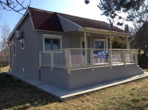Szegf? Apartmanh�z