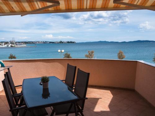 Hostal Apartments Nino 1