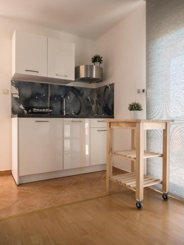 Hostal Apartments Nino 1