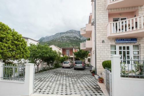 Hostal House Bacak - Apartment & Wellness-studio