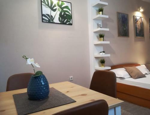 Apartments Carevic