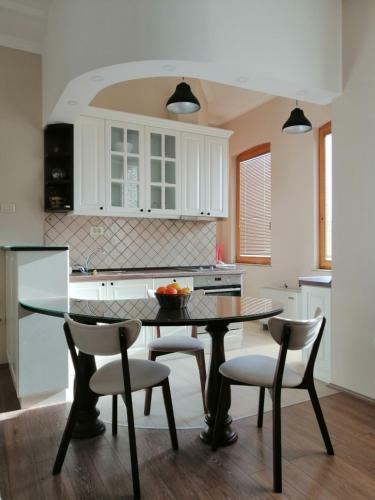 Hostal Chola Guest House