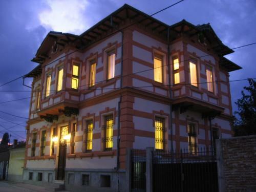 Hostal Chola Guest House