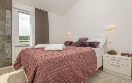 Stunning Apartment In Bilice With Wifi And 2 Bedrooms