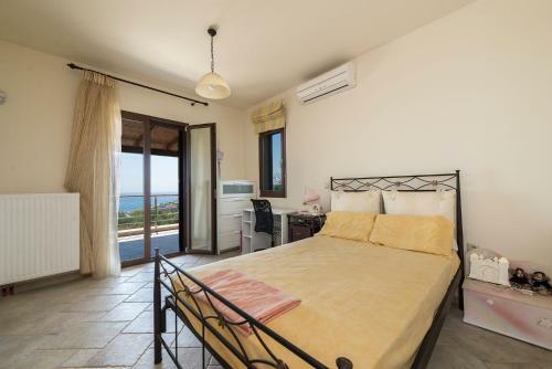 Villa Aspa's Verde Palazzo - Very Close To The Beach