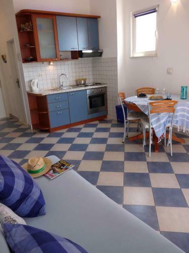 Apartmani Sani Bol