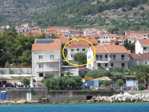 Apartments Mar?i? Bol
