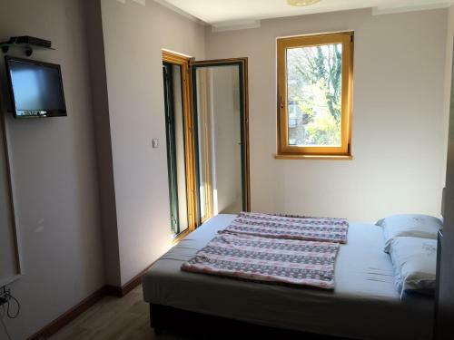 Villa Anna Apartments