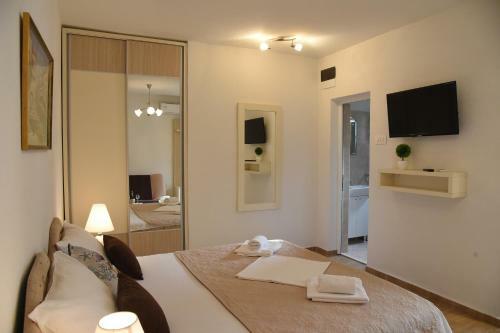 Hostal Apartments & Rooms Jelka