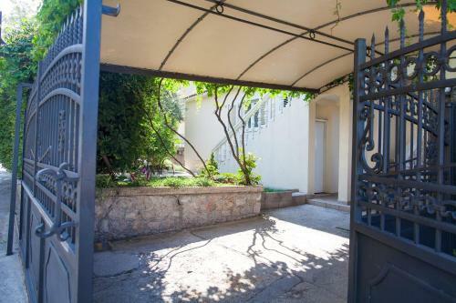 Hostal Apartments & Rooms Jelka