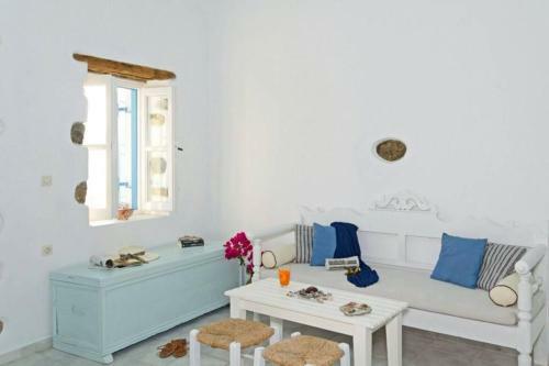 Nikola's Place