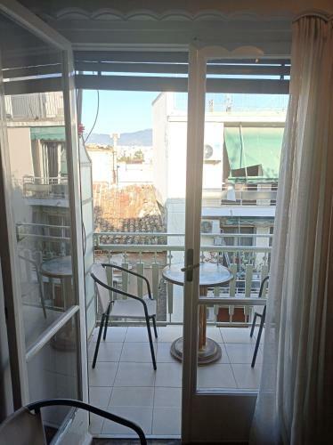 Historic Center Apartment At Thisseio