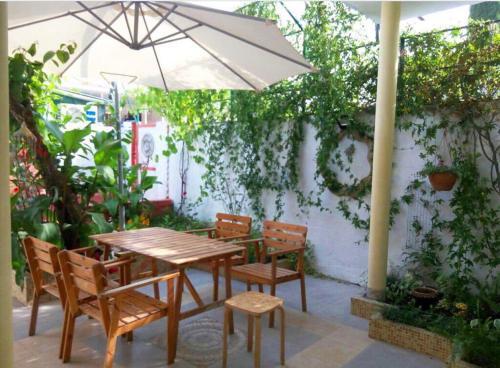 Hostal Guest House On Abazgaa 20
