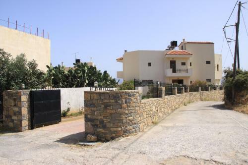 Villa Marena With Extraordinary Views By Ghh