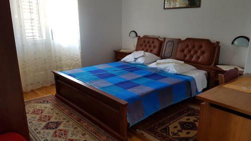 Apartments Carevi Dvori