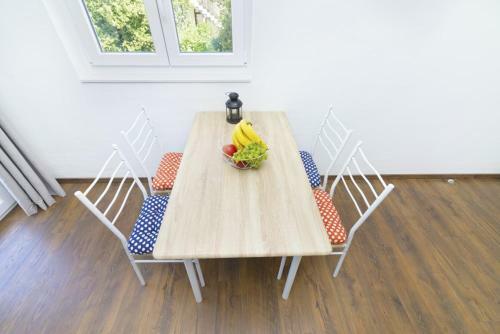 Apartment Dragana, Jezera, Island Murter