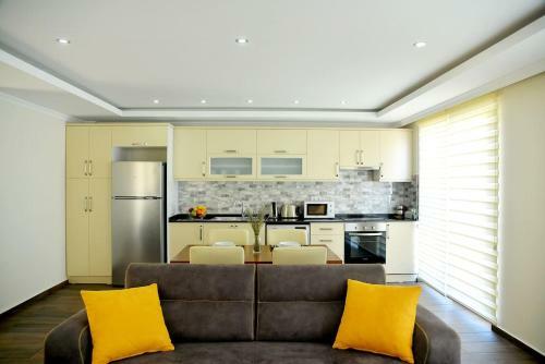 Orka World Apartments F4