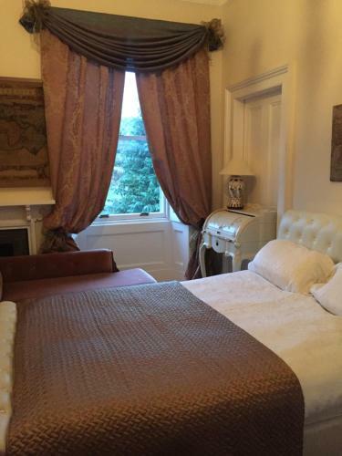 Bed & Breakfast Hilltop House