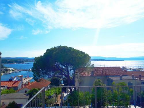 Hostal Blue Sky Residence