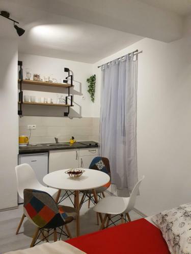 Oleander Apartment In Pako?tane