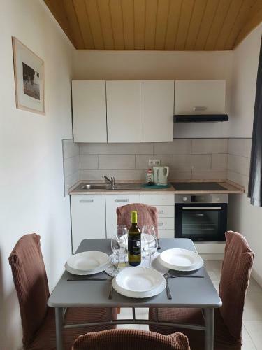 Oleander Apartment In Pako?tane
