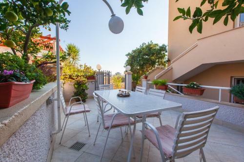 Hostal Vila Nives