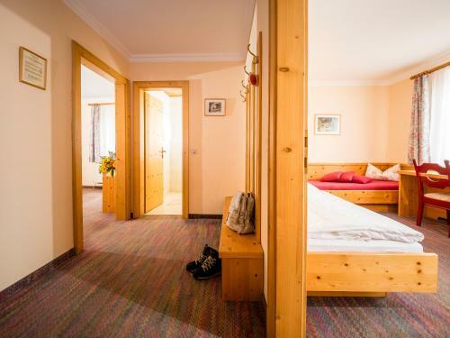 Dorf Hotel Gr�ner Baum