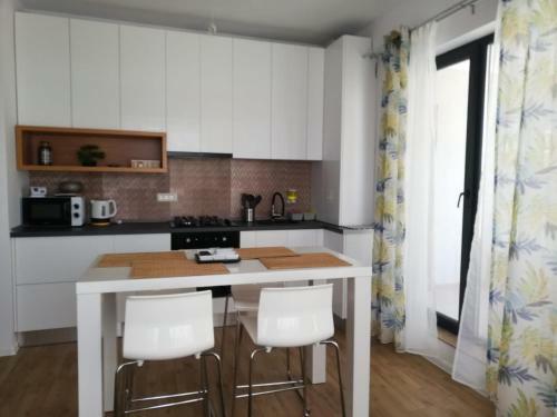 Lemon Apartment
