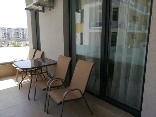 Lemon Apartment