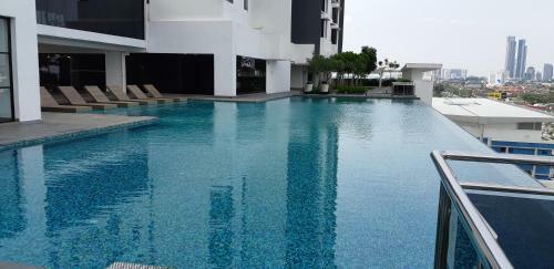 Apartamento 1tebrau Residences, N-24-01, Block B, 1 Tebrau
