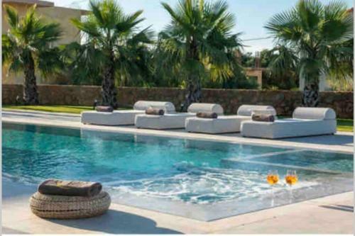 Opsis Regen Luxury Villa With Swimming Pool