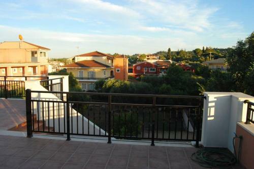 En-ikia: Spacious And Comfortable 2 Bedroom Apartment