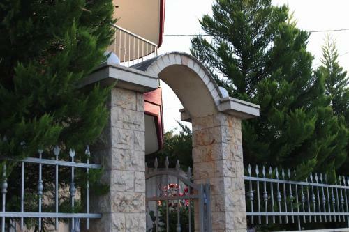 Kriopigi Apartments