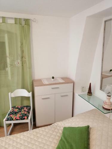 Holiday House Jasna In Island Center