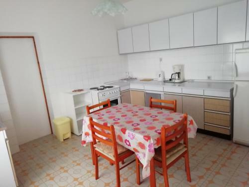 Apartments Jakov&nada