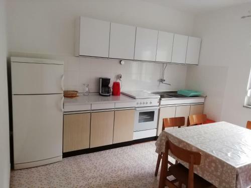 Apartments Jakov&nada