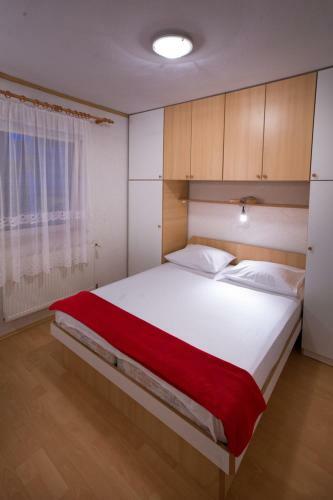 Hostal Apartmani Fu?a Rab