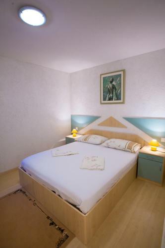 Hostal Apartmani Fu?a Rab