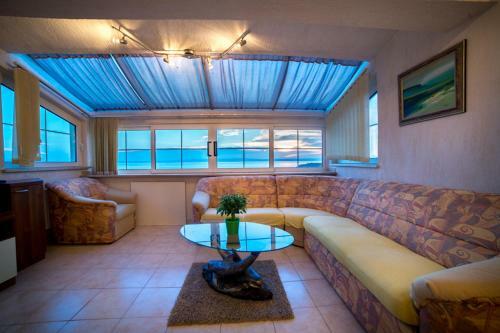 Hostal Apartmani Fu?a Rab
