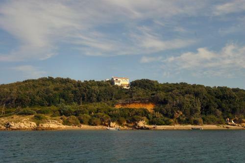 Hostal Apartmani Fu?a Rab